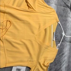 Yellow drawstring dress with pockets